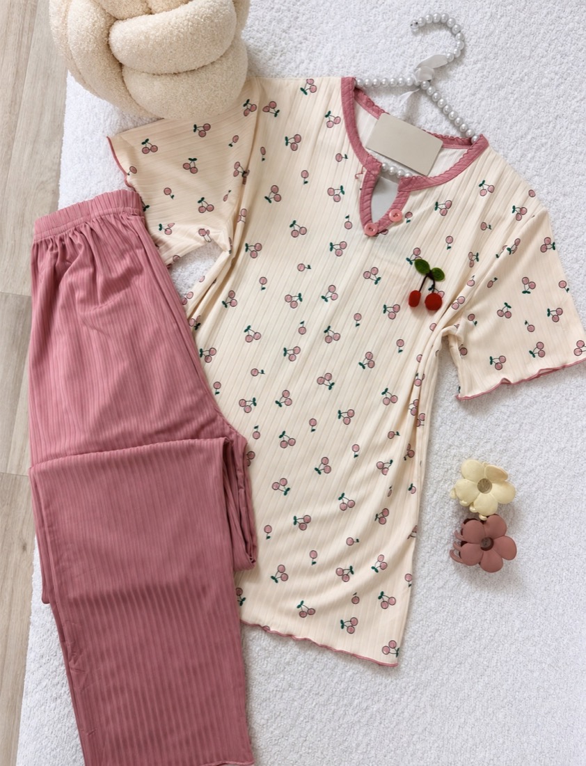 NO702# Women short sleeve printed pajama set supplier thumbnail 3